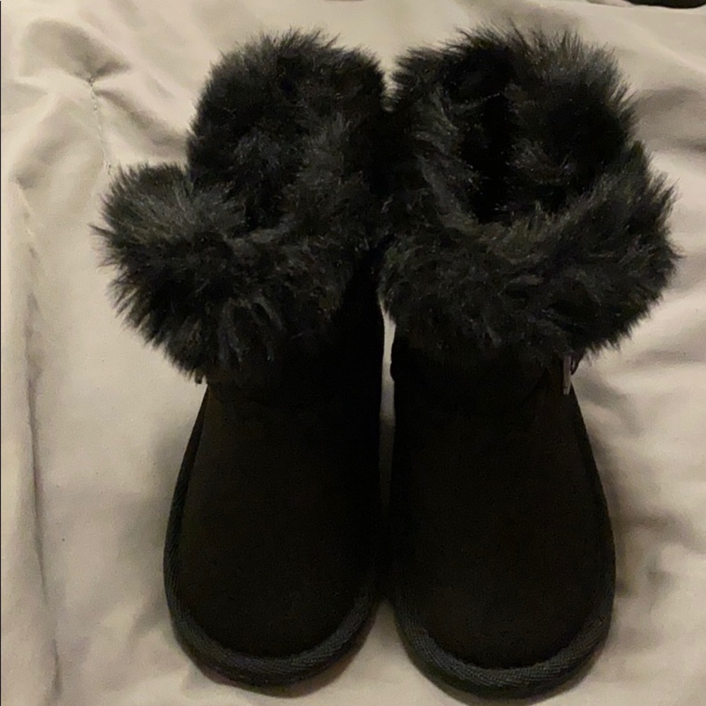 Black boots